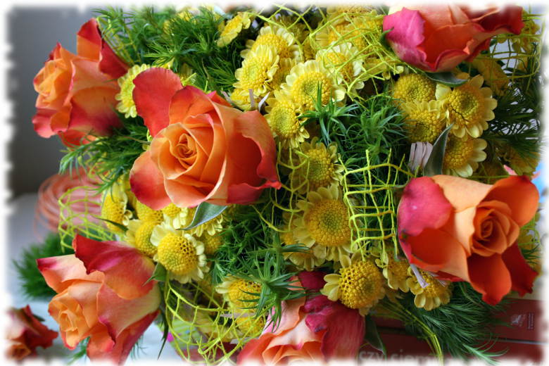 Las Flores - Flower&Gift Shop Gallery - please give us a feedback if image didn't show up...