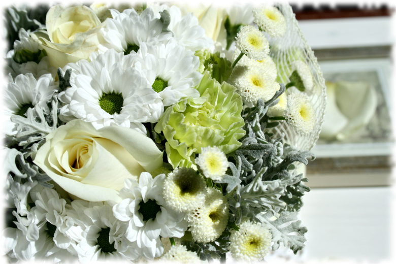 Las Flores - Flower&Gift Shop Gallery - please give us a feedback if image didn't show up...