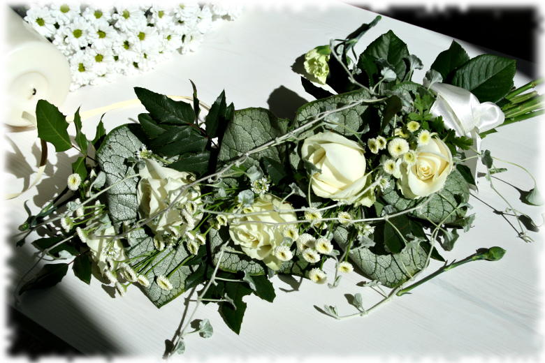 Las Flores - Flower&Gift Shop Gallery - please give us a feedback if image didn't show up...