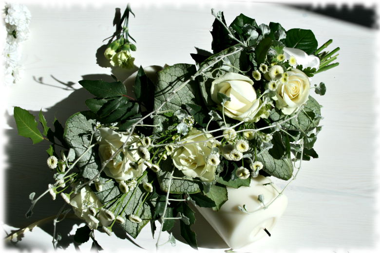 Las Flores - Flower&Gift Shop Gallery - please give us a feedback if image didn't show up...