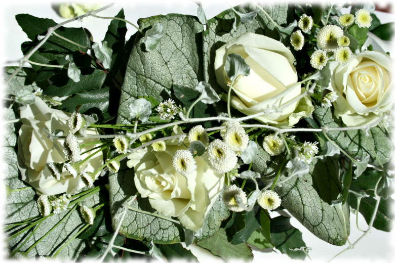 Las Flores - Flower&Gift Shop Gallery - please give us a feedback if image didn't show up...