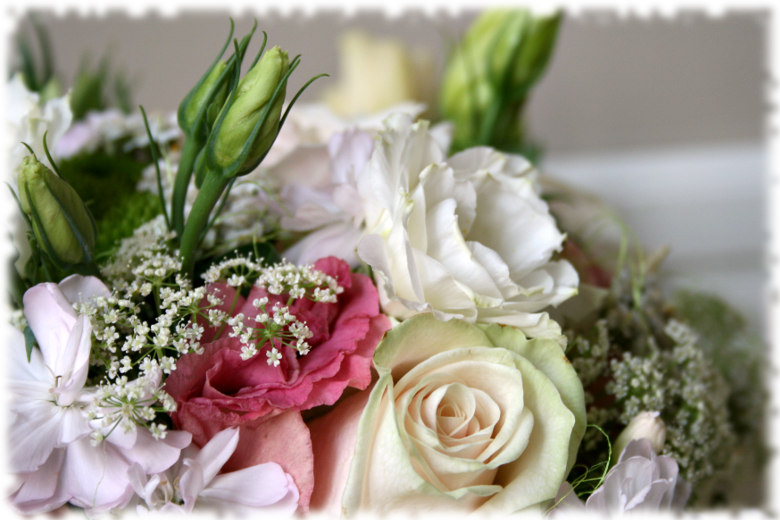 Las Flores - Flower&Gift Shop Gallery - please give us a feedback if image didn't show up...